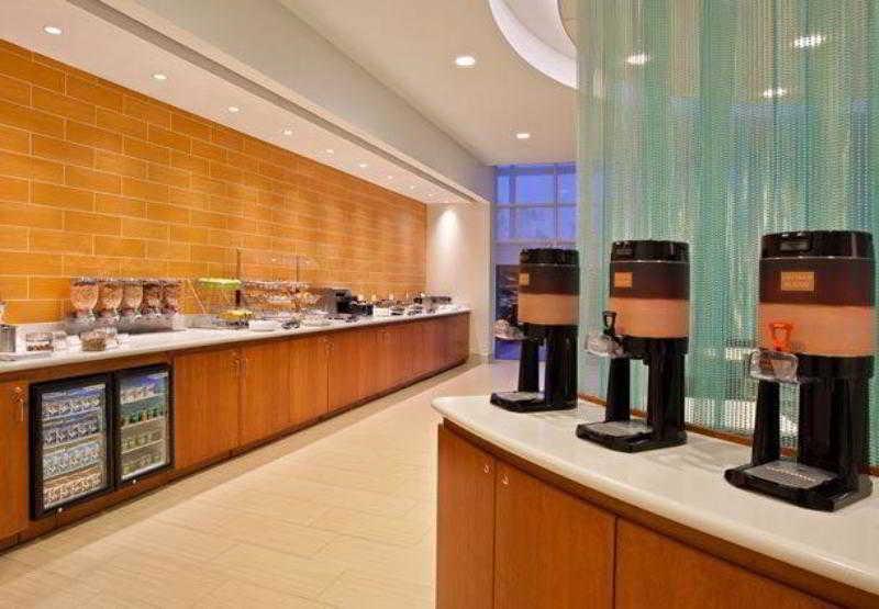 Springhill Suites Pittsburgh Southside Works Restaurant billede
