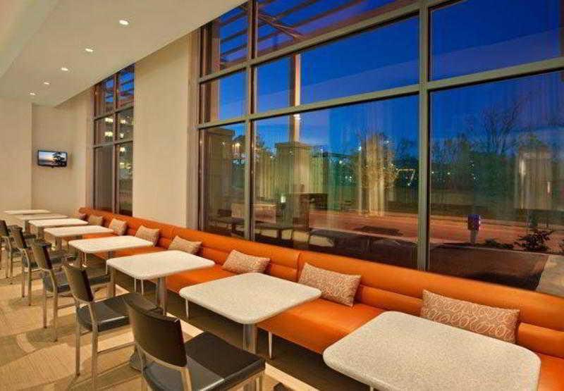 Springhill Suites Pittsburgh Southside Works Restaurant billede